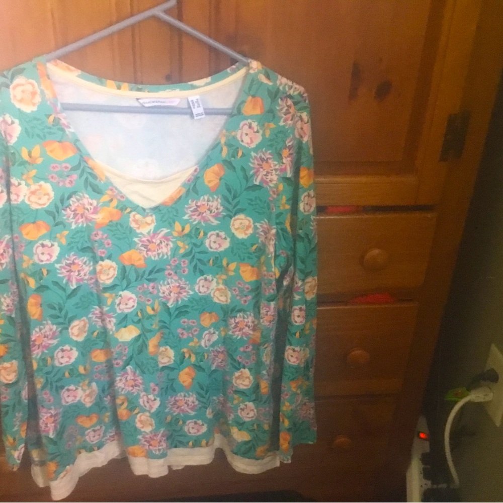 Jade green print pullover top